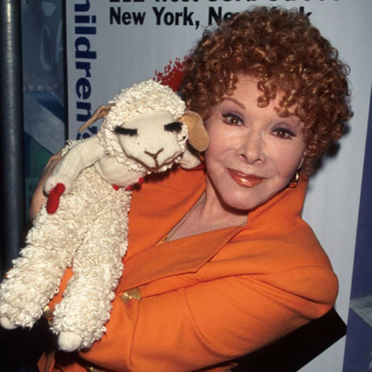 shariさん Shari & Lamb Chop': A Singular Talent Gets Her Due - The New York