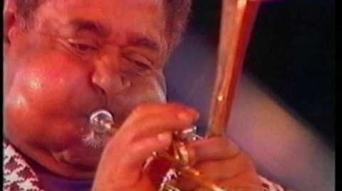 File:Dizzy Gillespie playing trumpet.jpg - Wikipedia