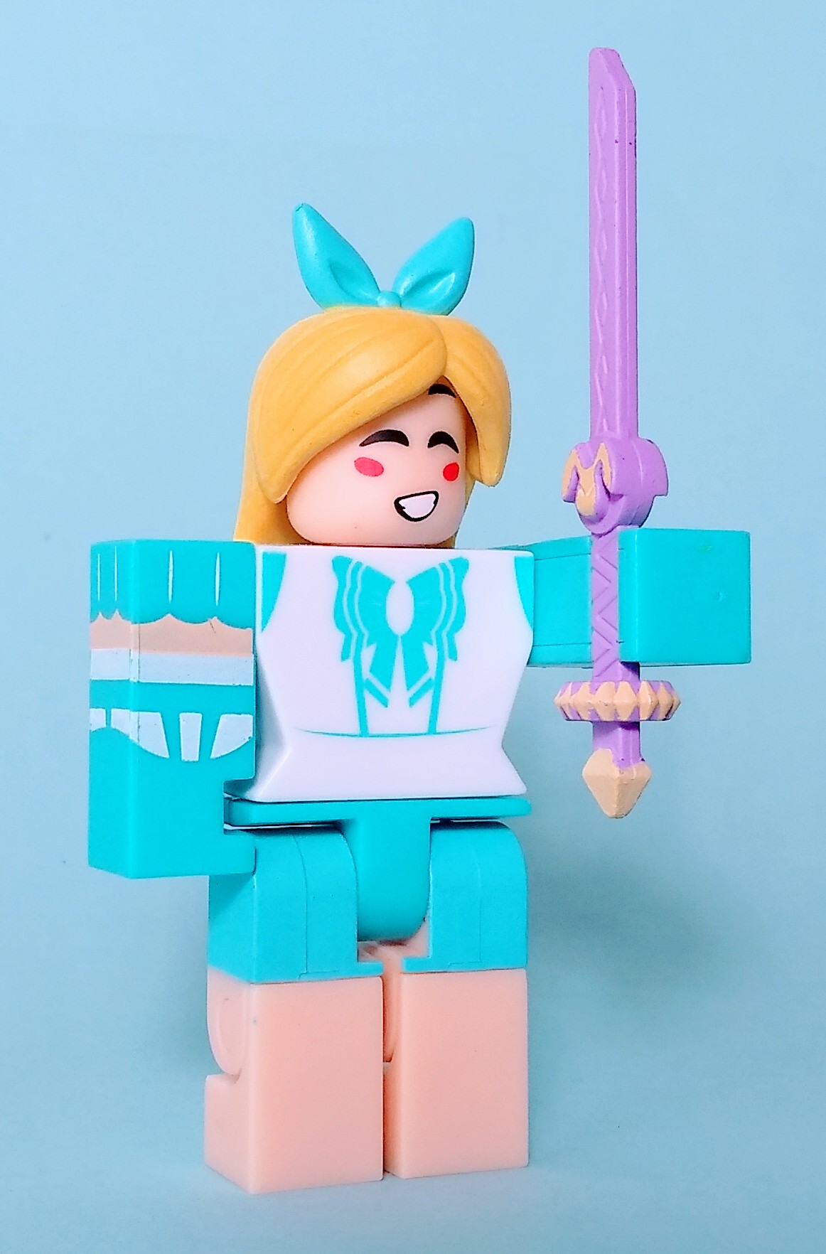 Roblox Celebrity Series 10 - The Neighborhood of Robloxia: Pike (Popsicle  Pin)