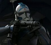 Fives verteidigt sich gegen Droiden