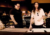 Ludwig Göransson mit  im Studio während der Aufnahmen der Musik zu 