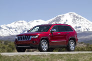 2011-Jeep-Grand-Cherokee-7