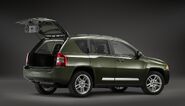 Jeep-compass-overland-2