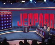 Abc 2020 bitv game1 120918 mn.jpg (427 KB) Alex making his entrance from behind the show's logo.