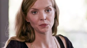 Pheline Roggan (22 KB) Pheline