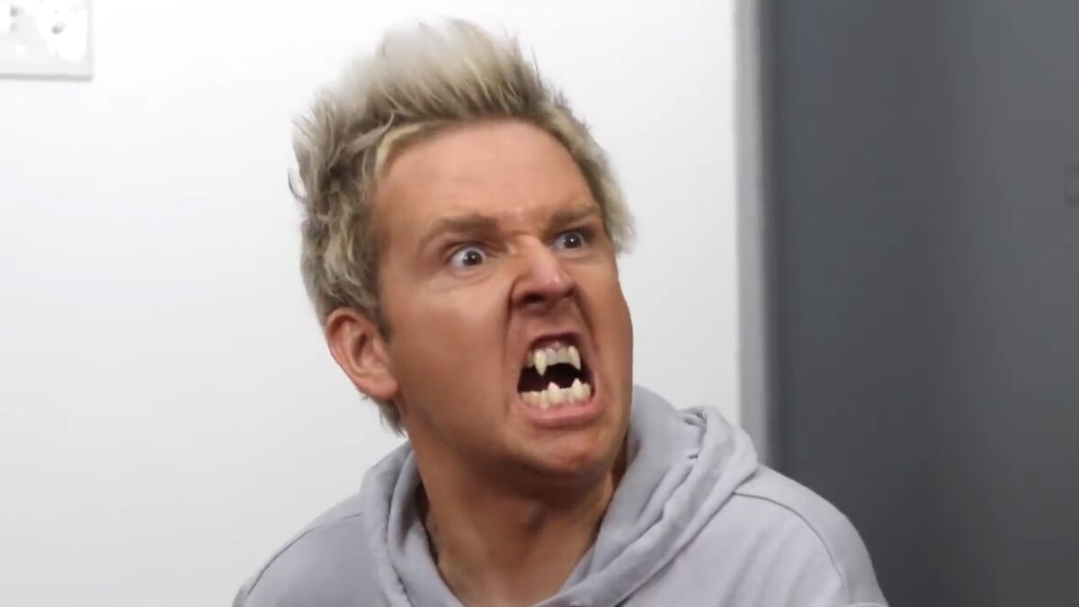 Surprise Werewolf Teeth! | JesseAndMike Wiki | Fandom