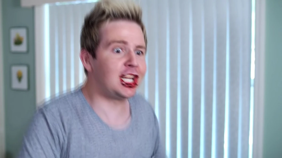 LIPS GLUED SHUT! | JesseAndMike Wiki | Fandom