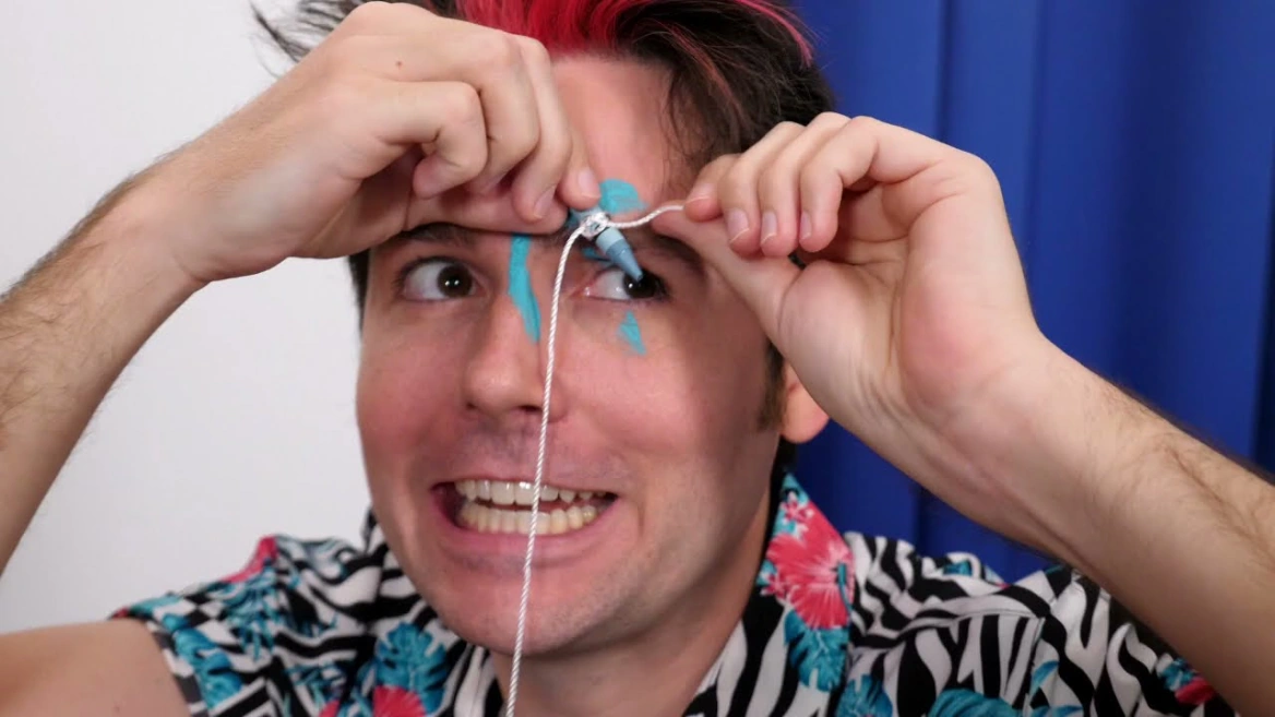 MELTED CRAYON STUCK IN EYELASHES! JesseAndMike Wiki Fandom