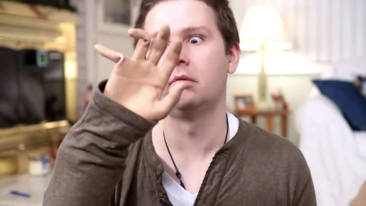 BROKEN FINGER! JesseAndMike Wiki Fandom