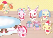 Illustration of Jewelpets dressed up as Santa's helpers.