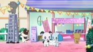 Some Jewelpets-looking villagers preparing a market. 2