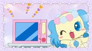 Sapphie trying to sell a microwave.