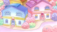 Sapphie and Garnet house seen in JP14.