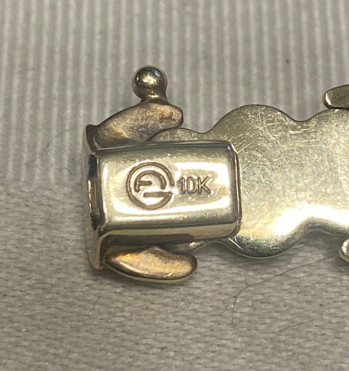 university gold forces