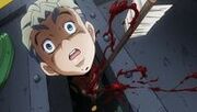 Koichi atingido por uma flecha