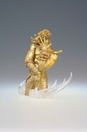 Super Figure Revolution Gold Jonathan Joestar 2