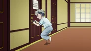 Koichi needing the restroom.png (1,18 МБ) В спешке пытается открыть дверь ванной