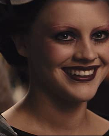 Maquiagem inspirada no personagem Katiness Everden do filme Jogos Vorazes
