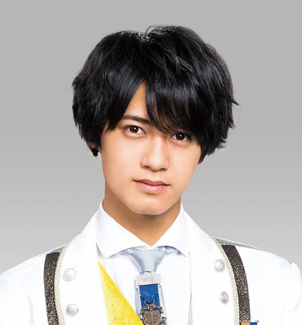 Takahashi Kaito - gaya kasual