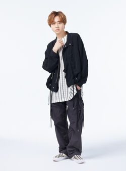 Johnny&#39;s - Yurika  $_57.JPG?set_id=880000500F