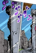 Illu lurking.png (544 kB) Primera aparición de Illuso, acechando a Fugo, Giorno y Abbacchio.
