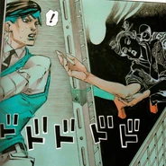 Nanase saliendo de la pintura maldita.