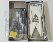 Dragonfly model box contents.jpg (119 KB)