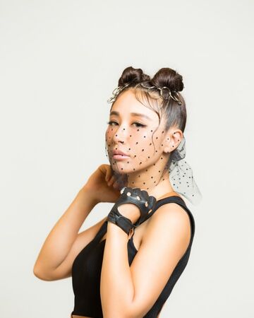 理奈 鈴木 wikipedia 紗