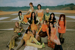 K-POP・アジア ME:I ME:I (ミーアイ) ⊹ 'Click' Official MV - YouTube