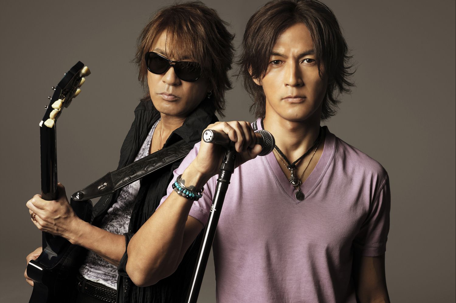 B'z Official Website