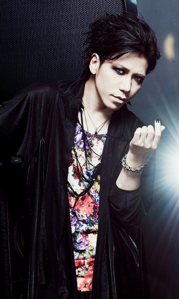 ミュージシャン the GazettE AOI produce Tee Men Women The GazettE AOI 20th Anniversary Edition Shirt