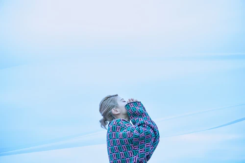 Promotional photo for Hyakuoku Kounen (2019)