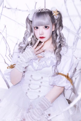 HinatsukiVivi May2023