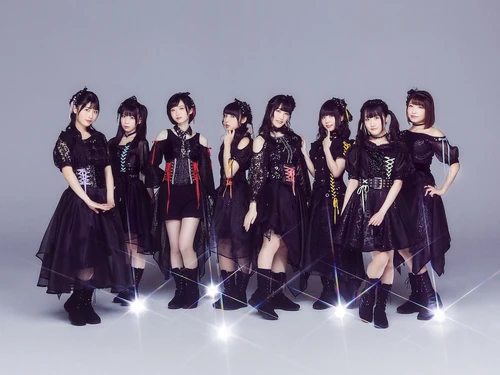 Promotional photo for DREAMY-LOGUE