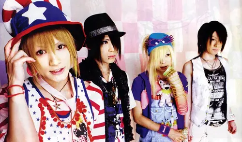 Promoting Smile Ichiban Ii Onna (2006)