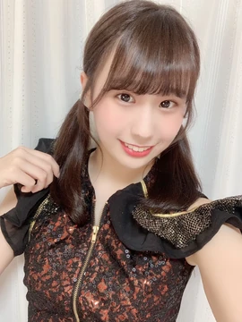 玲奈 学校とセーラー服🏫🌸