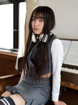 Breaktimegirls-hirari-jul23