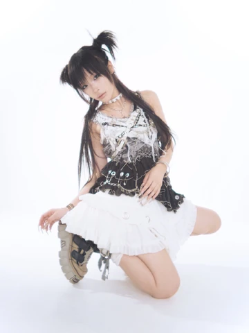 ♡ジンchan꙳⋆ꔛ♡です。 🐹💜💜💜 ジンくんがLE SSERAFIMのCRAZYダンスチャレンジ♡ ソンキス