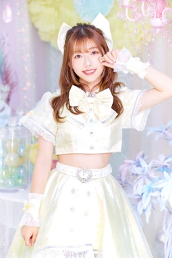 アイドル riri sddefault.jpg