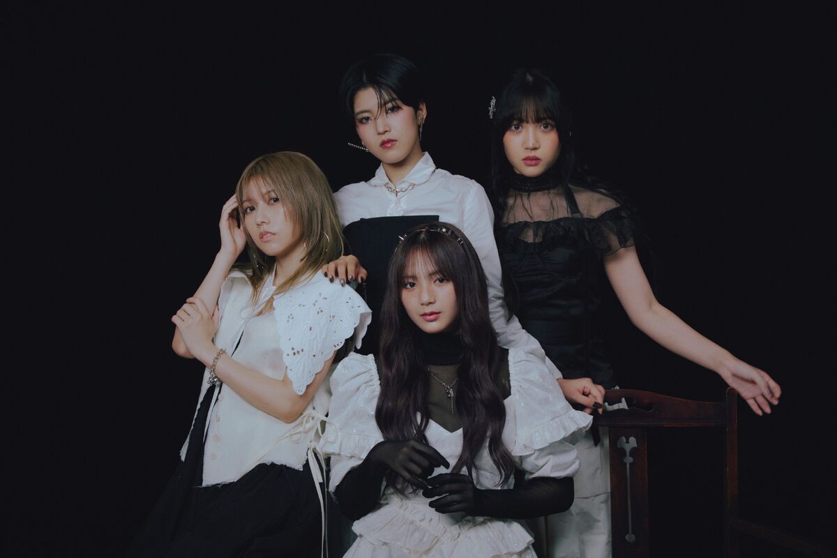 【激レア世界に1枚です】愛来　自己紹介POP アメフラ　AMEFURASSHI 愛来（AMEFURASSHI） 「今年、TikTokでバズり、ソロでも大活躍