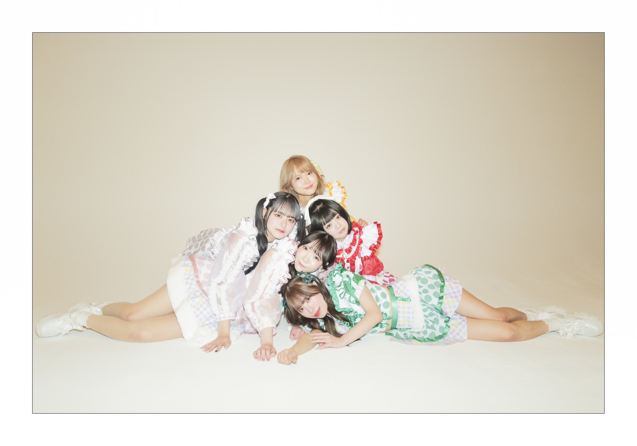ROY Limited GIRLFRIEND | Jpop Wiki | Fandom