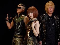 邦楽 ALTIMA/TRYANGLE Amazon.co.jp: TRYANGLE - ALTIMA (DVD付通常盤): ミュージック