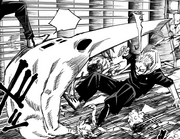 Mahito attacking Yuji with a transfigured human