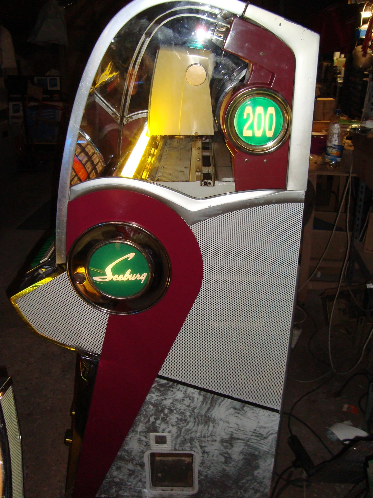 Seeburg/V200 JukeboxWiki Fandom