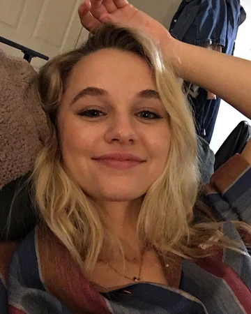 Madison iseman pics
