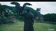 Jumanji-Welcome-To-The-Jungle-Van-Pelt-Vulture