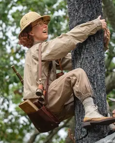 Trapped-safari-jungle-cruise-siobhan-murphy-bird-watcher-3-1255x1400