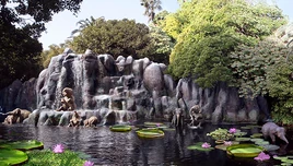 Tokyo-disneyland-jungle-cruise-feat-81
