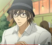 Shock12223.png (133 KB) Hiroki in disguise at the coffee shop across from Nowaki Kusama's work (Flower Shop)