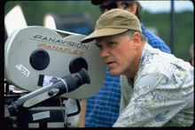 Still-of-joe-johnston-in-jurassic-park-iii-(2001)-large-picture